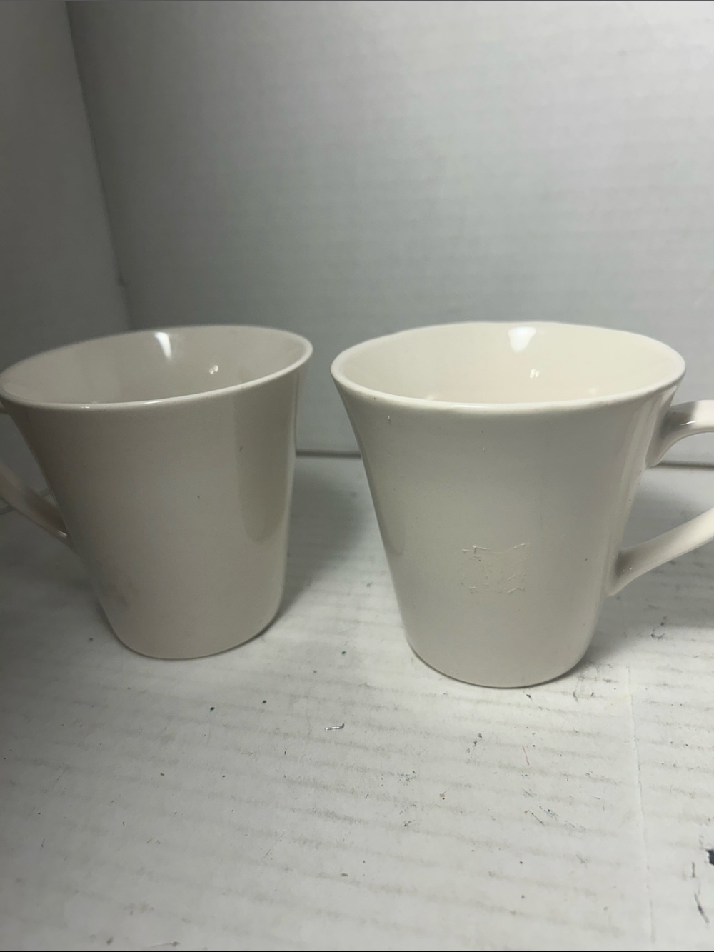 Elegant Cream Ceramic Mug Set — Timeless Everyday Cups